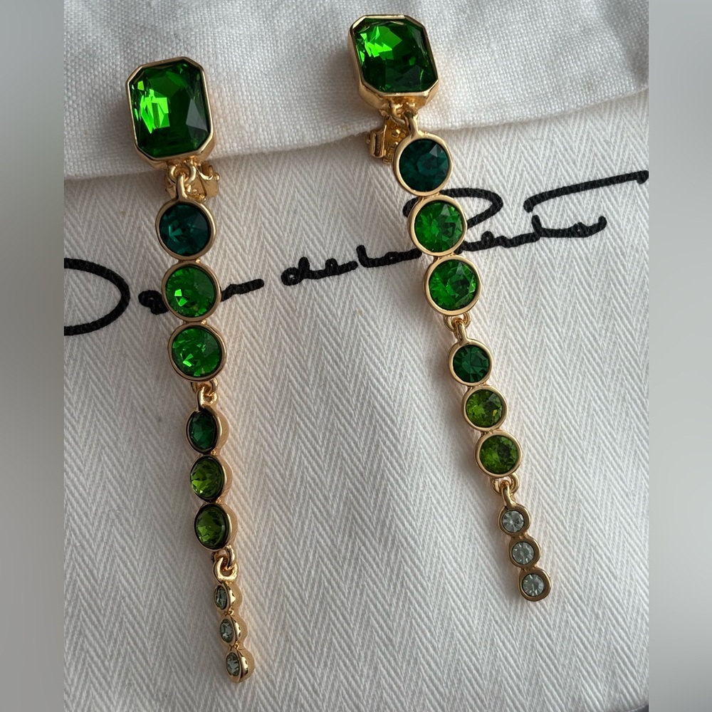 Oscar de la Renta • Tapered Green Crystals CZ Drop Clip on Earrings. - Picture 2 of 16